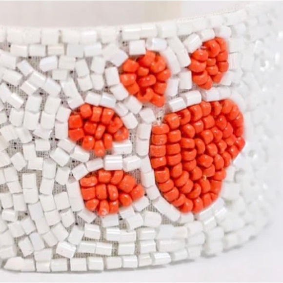 🎉🧡 Orange Paw Print Game Day Beaded Cuff Bracelet - Picture 2 of 3